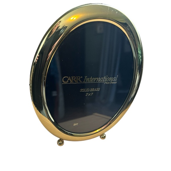 CARR International Solid Brass 5x7 Oval Picture Frame - Picture 1 of 2